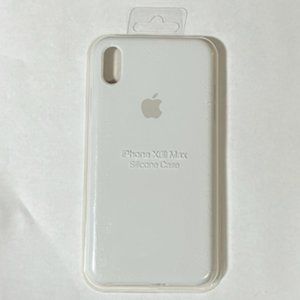 New iphone Xs Max White Silicone Case NWT
